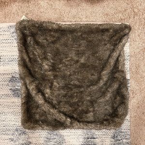 Pottery Barn Faux Fur Gray Pillow Cover 26x26”